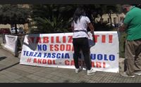 cagliari docenti in piazza da decenni siamo dei precari