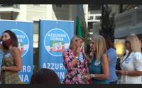 cagliari con azzurro donna forza italia sempre pi rosa
