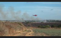 domenica di incendi nel nord dell isola elicotteri alle porte di sassari