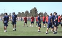 cagliari stagione subito in salita e di francesco aspetta i rinforzi