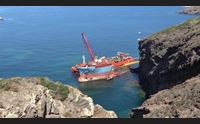 sant antioco smantellamento nave cargo scongiurato l inquinamento