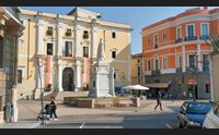 oristano vigile positivo chiuso il comando della polizia locale