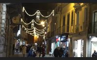 cagliari si illumina per le feste nelle vie dello shopping aria di natale