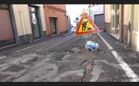 mesi di pioggia incessante a nuoro strade urbane e rurali groviera