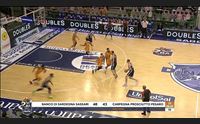 dinamo esagerata pesaro travolta i biancobl secondi in classifica