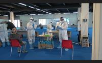 sardi e sicuri cagliaritani in fila per il test rapido e domani il vaccine day