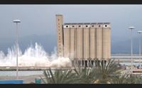 cagliari gi la torre dei silos al porto la prima demolizione