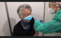 vaccini toccato il record degli 11mila pi dosi ma lunghe file
