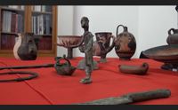 un museo in soggiorno sequestrati centinaia di reperti archeologici