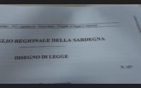 legge staff assessori lega nel mirino il gruppo strappa e lascia l aula