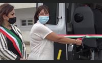 carbonia tutti in spiaggia con il pullmino della solidariet