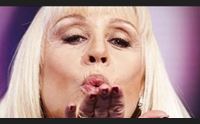 addio a raffaella l amico sardo quella volta a quartu in fuga dai fans