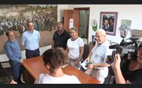 dalla provenza a ollolai con un euro si realizza il sogno di una coppia francese