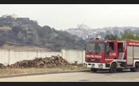 incendi resta l allerta arancione prima domenica di agosto di passione