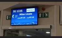 olbia crisi airitaly i sindacati ora la proroga della cassa integrazione