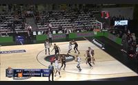 basket dinamo beffata a bologna dopo un overtime finisce 102 a 100