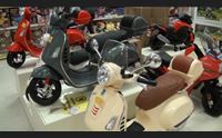 natale dedicato ai bambini corsa agli acquisti di giocattoli