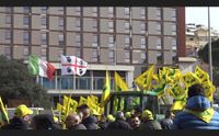 coldiretti porta in piazza gli agricoltori solidariet di sindaci e regione