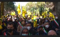 coldiretti porta in piazza gli agricoltori solidariet di sindaci e regione