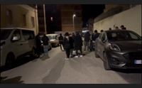 porto torres ucciso a sprangate dal genero gravi moglie e suocera