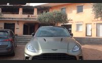porto cervo aprono gli alberghi il via alla stagione turistica