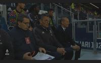la juve passa cagliari in caduta libera mazzarri sotto esame