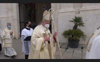 gioved santo alla messa crismale la preghiera per l ucraina subito la pace