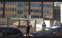 tragedia a cagliari scavalca recinzione e cade nel vuoto muore 64enne