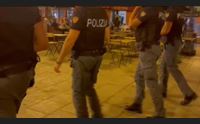 pestaggio in centro a cagliari denunciata banda di minorenni