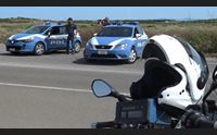 cabras sorveglianza di spiagge e lagune nel sinis gli agenti in bicicletta