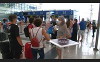 volotea cancella voli per covid non c abbastanza personale
