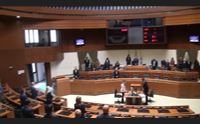consiglio regionale nel segno di oppi la seduta prefestiva scontro su resisto