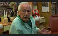 sassari spopola sui social il maestro fiori barbiere di 91 anni