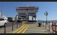 traghetti a rischio i collegamenti con le isole minori al via proroga