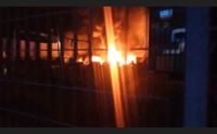 alghero capannone in fiamme nella zona industriale di san marco