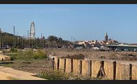 alghero inuaugurata nel piazzale della pace la ruota panoramica