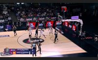 basket la dinamo sconfitta a bologna i sassaresi scivolano al quinto posto