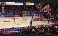 basket playoff un incredibile dinamo strapazza venezia in gara2