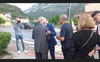 onifai celebra bernardo zizi monumento della poesia estemporanea sarda