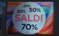 saldi ogni famiglia spender 146 euro a cagliari lo shopping sotto le stelle