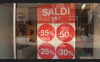 saldi spesa di 146 euro a famiglia a cagliari shopping sotto le stelle