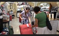 al via i saldi buona la prima i commercianti intravedono buoni incassi