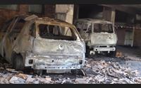 paura a cagliari all alba in fiamme l auto del dirigente ufficio tributi