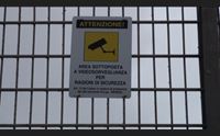 a macomer l unico centro migranti dell isola il sindaco perplesso