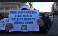 a cagliari da tutta l isola i dipendenti degli enti locali pari dignit con la regione