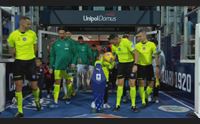 alle 18 00 napoli cagliari i rossobl sfidano i campioni d italia