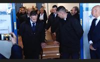 la giornata di dolore accanto a gigi riva dall ospedale alla domus