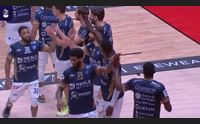 dinamo contro milano il cambio di coach non porta l energia necessaria