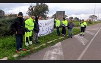 villacidro gli operai della villaservice licenziati iniziano lo sciopero della fame