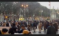 anche a cagliari una manifestazione contro l estradizione di julian assange